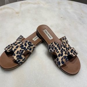 Steve Madden Leopard Sandals Size 8
